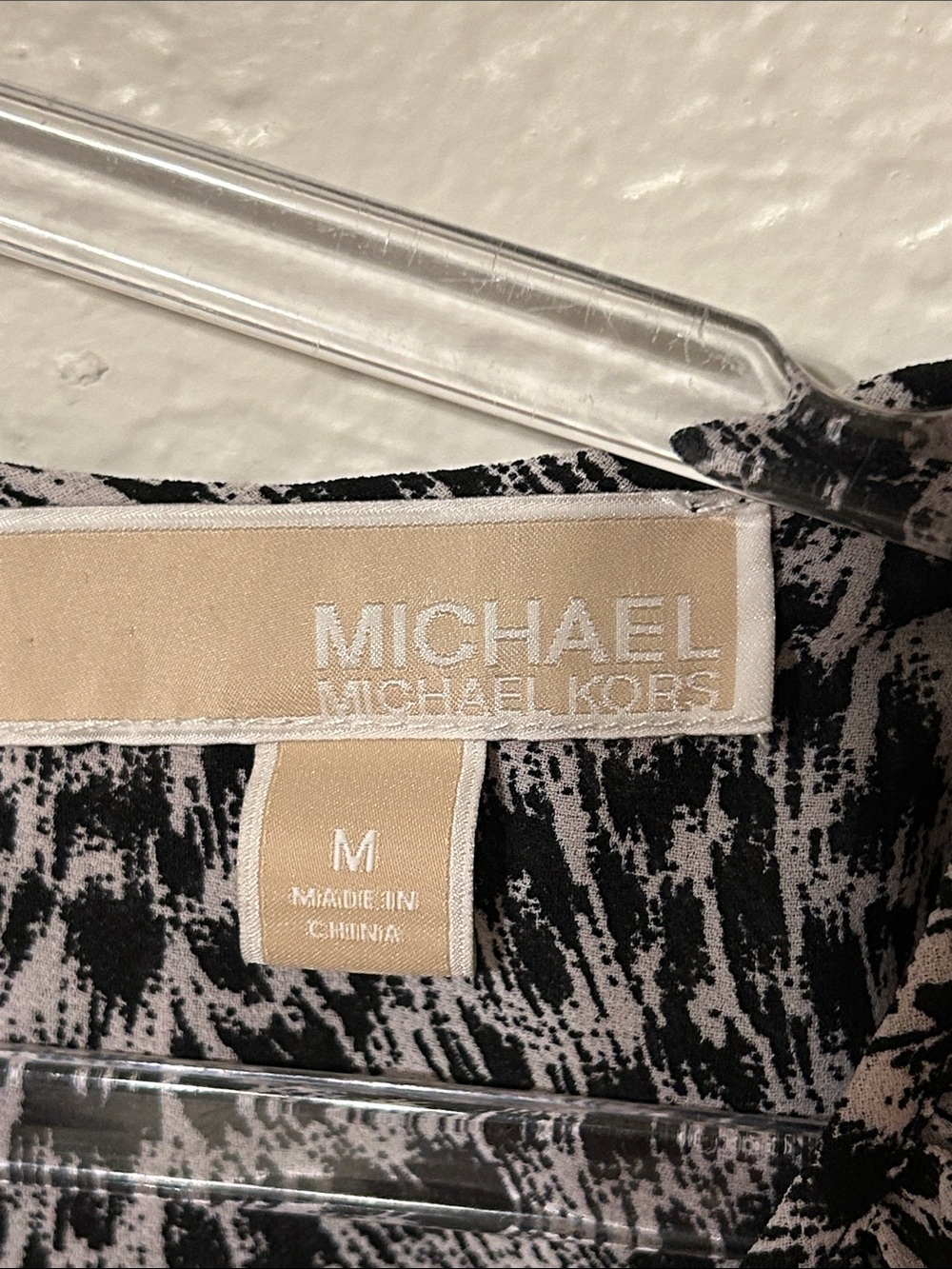 š¦¢Michael Michael Kors Sleeveless V-Neck Animal print Maxi Dress in size M GUC - Picture 3 of 7